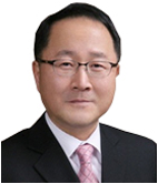 Yeong Namgung Executive Director